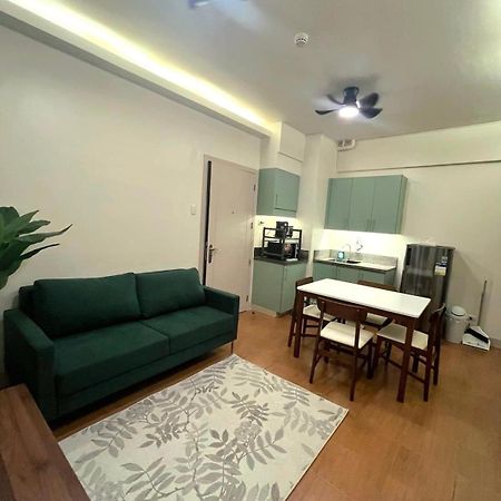 Pioneer Woodlands Bed & Breakfast Mandaluyong Eksteriør bilde